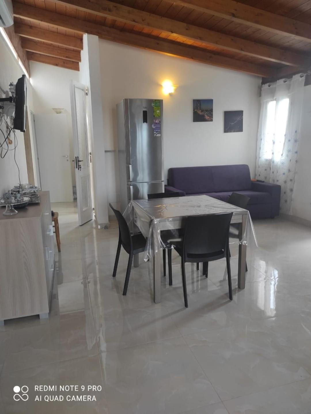 Lu Sole, Lu Mare E Lu Ientu Villa Torre Lapillo Bagian luar foto
